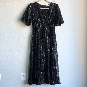 Ivy City Co Goldie Midi Dress Sequin Short Sleeve Black Medium Party Event